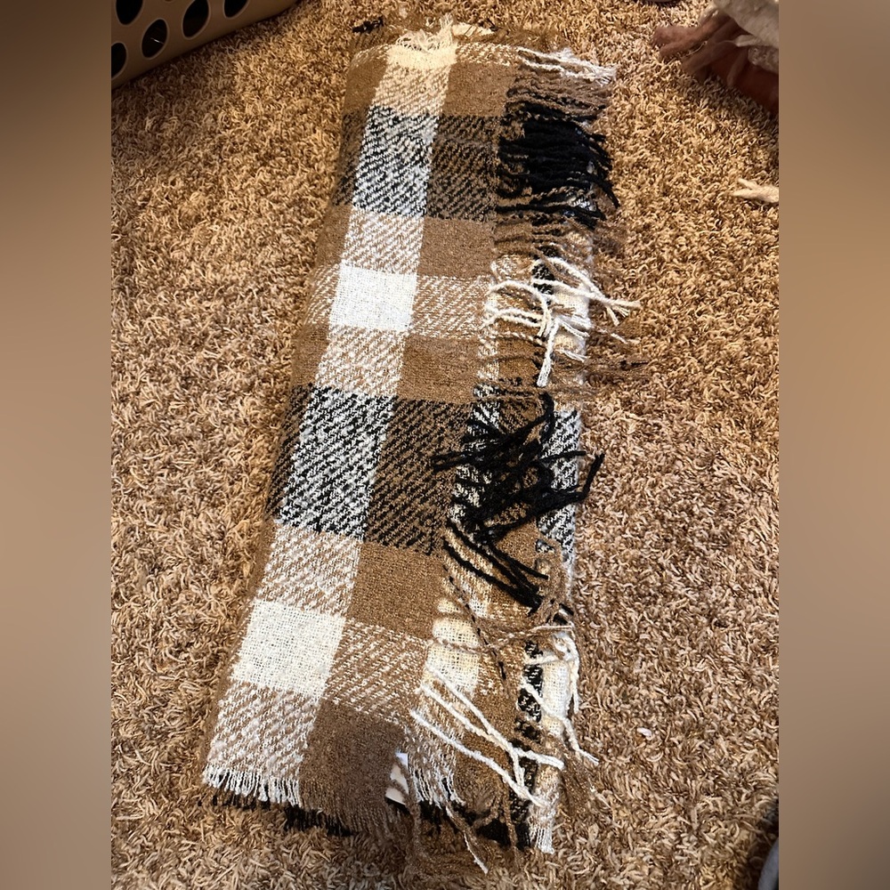 Plaid Woven Blanket Scarf - Black, White, and Brown-,Excellent condition